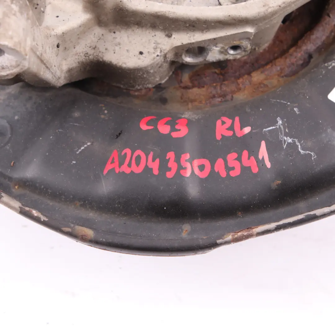 Mozzo ruota C63 AMG posteriore sinistro Sospensione Portante Freno per Mercedes W204 con numero di parte A2043501341 Mercedes W204 Mozzo ruota C63 AMG posteriore sinistro Sospensione Portante Freno - SKU A2043501341 - Numero di parte A2043501341