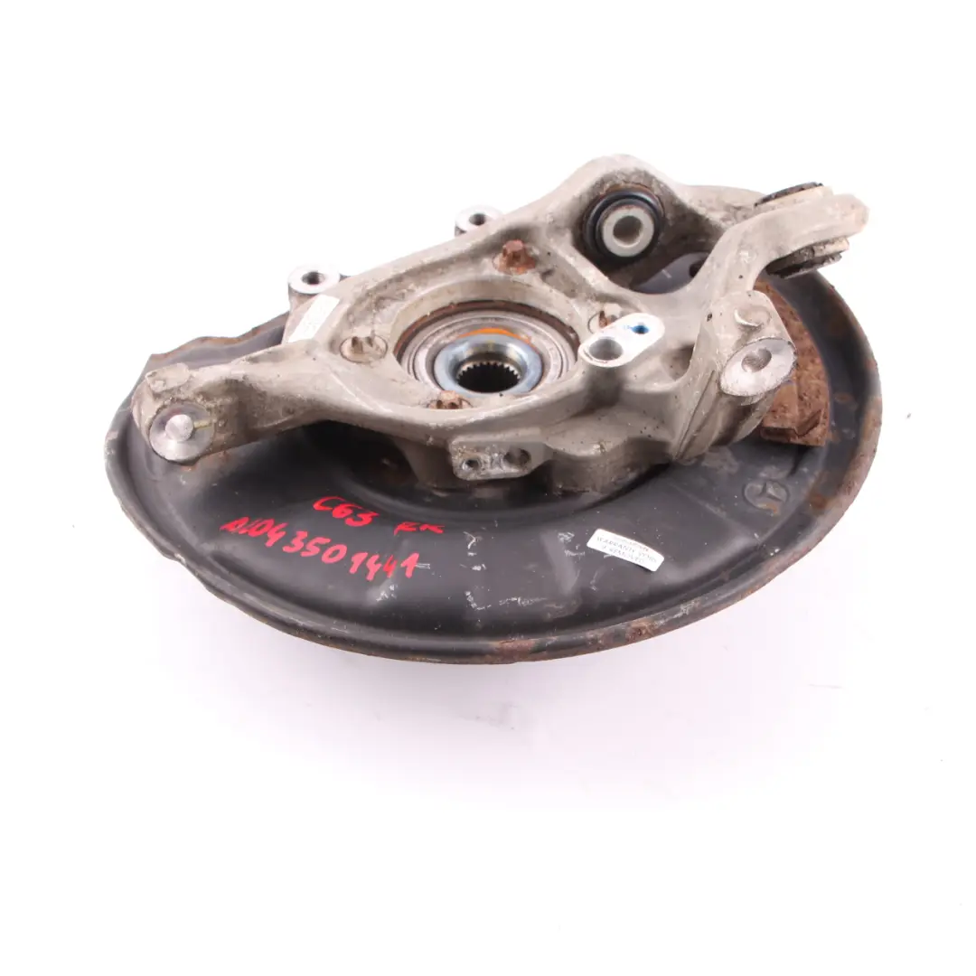 Mercedes W204 Roue C63 AMG Arrière Droite Suspension Support Frein Couvercle - SKU A2043501441 - Numéro de pièce A2043501341