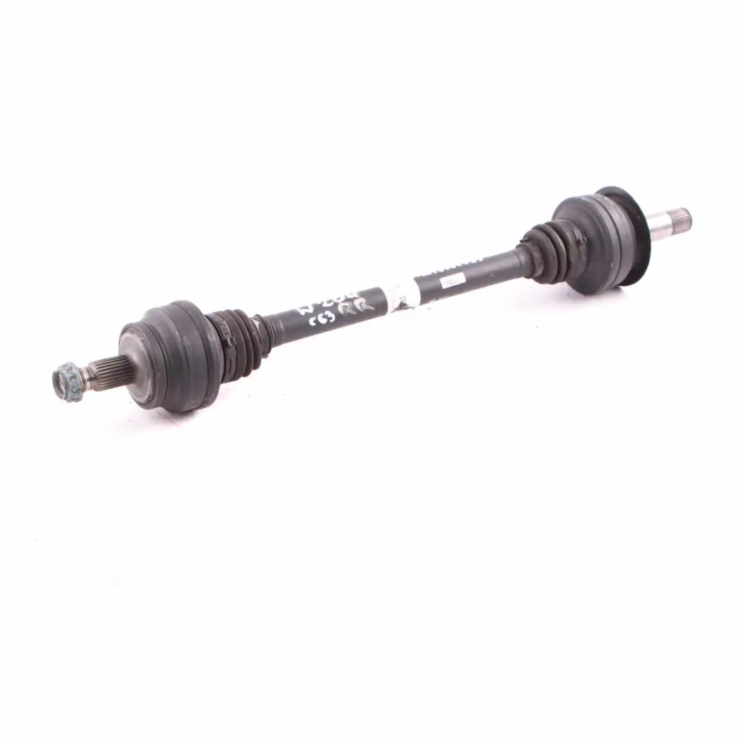 Abtriebswelle C63 AMG hinten links rechts Achswelle für Mercedes W204 mit Teilenummer A2043501610 Mercedes W204 Abtriebswelle C63 AMG hinten links rechts Achswelle - SKU A2043501610 - Teilenummer A2043501610