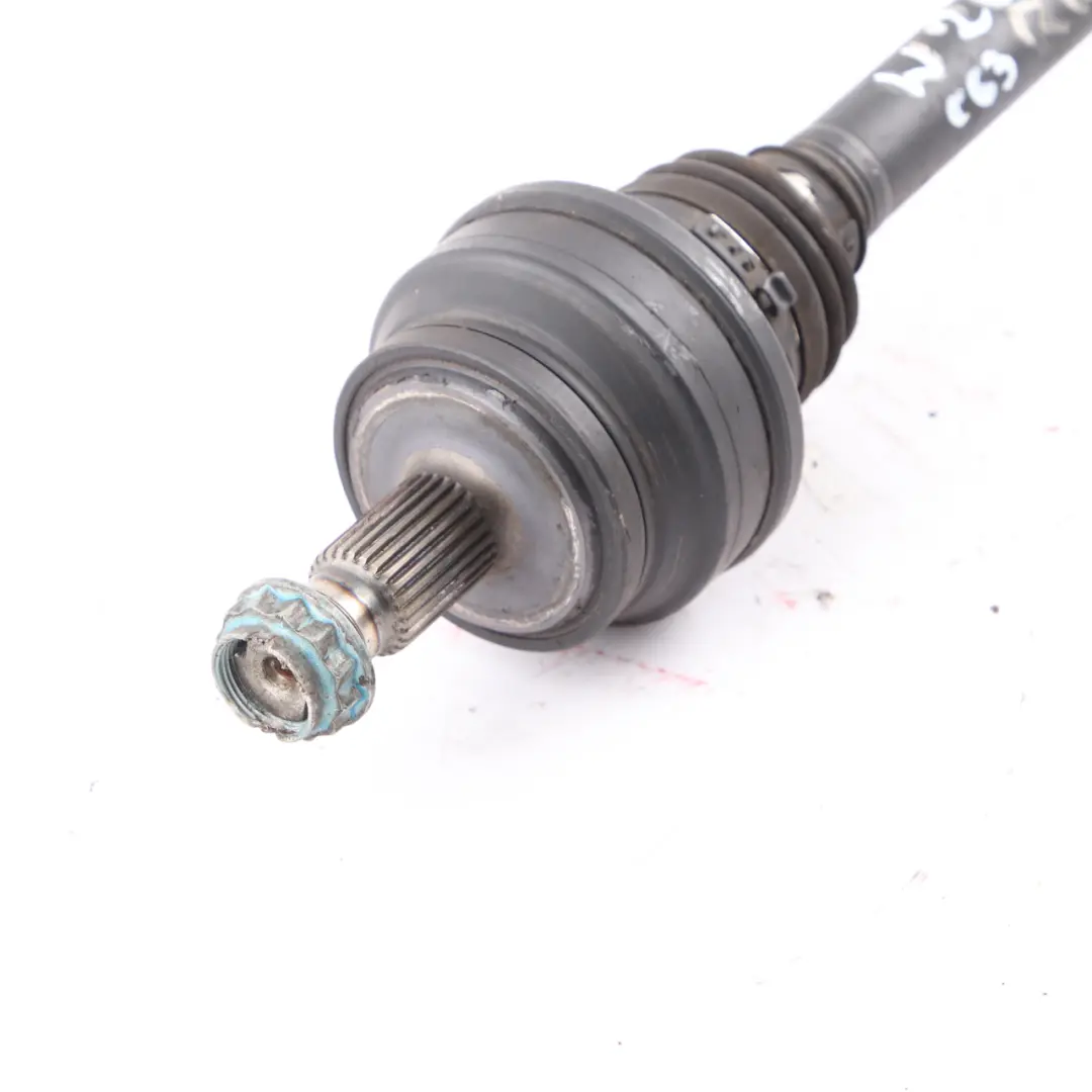 albero trasmissione uscita C63 AMG asse posteriore sinistro destro per Mercedes W204 con numero di parte A2043501610 Mercedes W204 albero trasmissione uscita C63 AMG asse posteriore sinistro destro - SKU A2043501610 - Numero di parte A2043501610