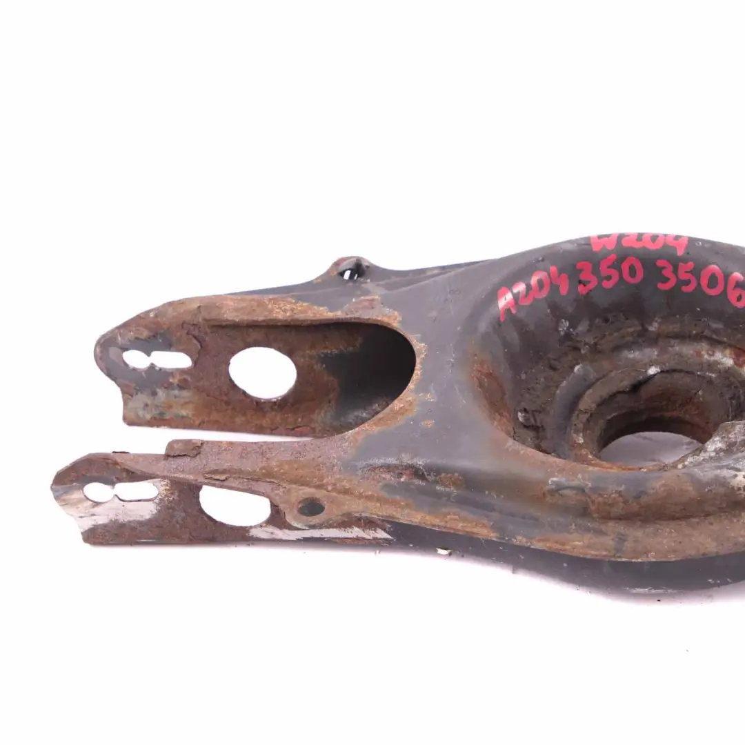 Control Arm Rear Lower Suspension Swing Wishbone Pieza para Mercedes W204 con número de pieza A2043503506 Mercedes W204 Control Arm Rear Lower Suspension Swing Wishbone Pieza - SKU A2043503506 - Número de pieza A2043503506