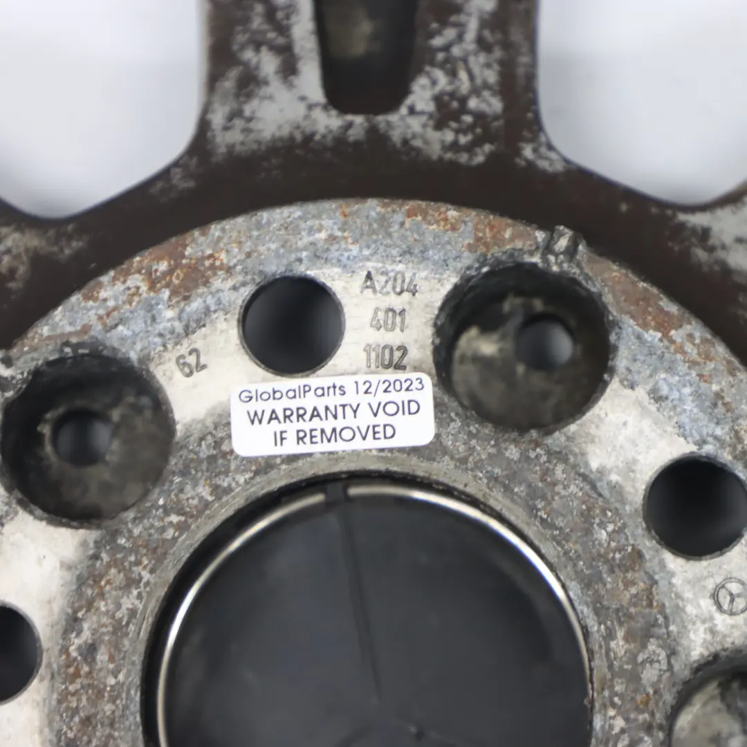 Llanta de aleación Mercedes W204 negra de 7 agujeros 16" ET:43 7J para con número de pieza A2044011102 Llanta de aleación Mercedes W204 negra de 7 agujeros 16" ET:43 7J - SKU A2044011102-3 - Número de pieza A2044011102