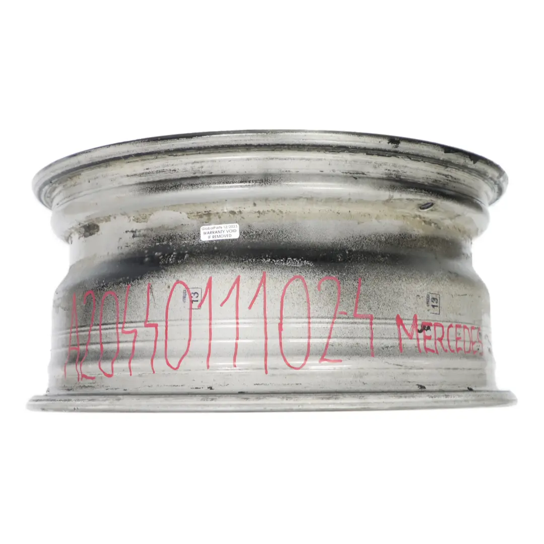 jante alliage noire 7 trous 16" ET:43 7J pour Mercedes W204 à propos du numéro de pièce A2044011102 Mercedes W204 jante alliage noire 7 trous 16" ET:43 7J - SKU A2044011102-4 - Numéro de pièce A2044011102