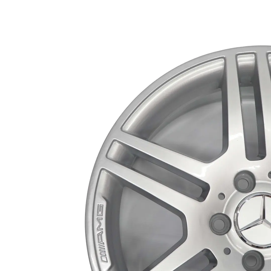 Double-Spoke Alloy Wheel Rim 17 to Mercedes W204 AMG 6 with Part number A2044014602 Mercedes W204 AMG 6 Double-Spoke Alloy Wheel Rim 17 - SKU A2044014602 - Part number A2044014602