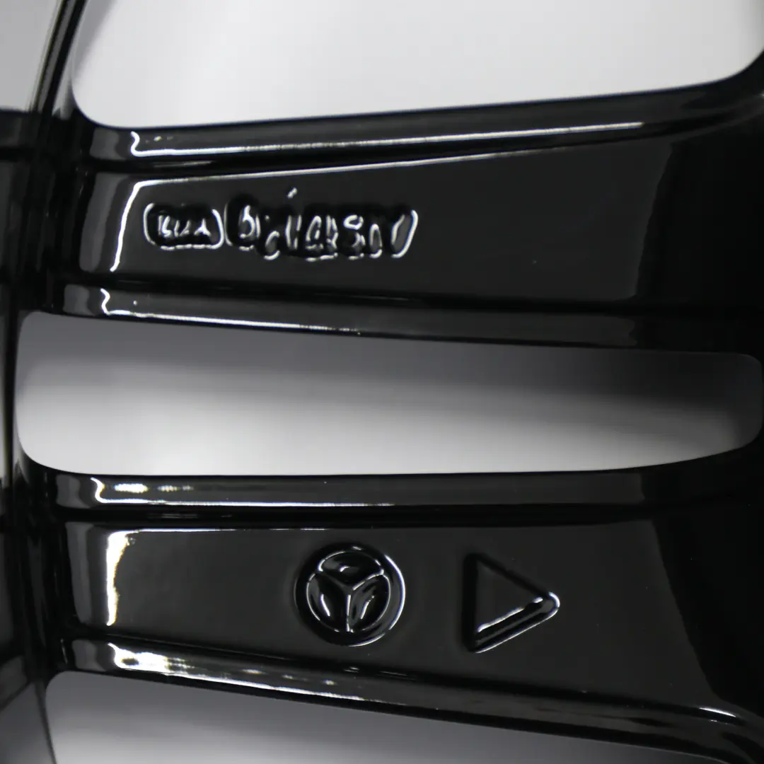 cerchio posteriore lega 17" 8.5J ET:58 5 doppie razze per Mercedes W204 con numero di parte A2044019702 Mercedes W204 cerchio posteriore lega 17" 8.5J ET:58 5 doppie razze - SKU A2044019702 - Numero di parte A2044019702