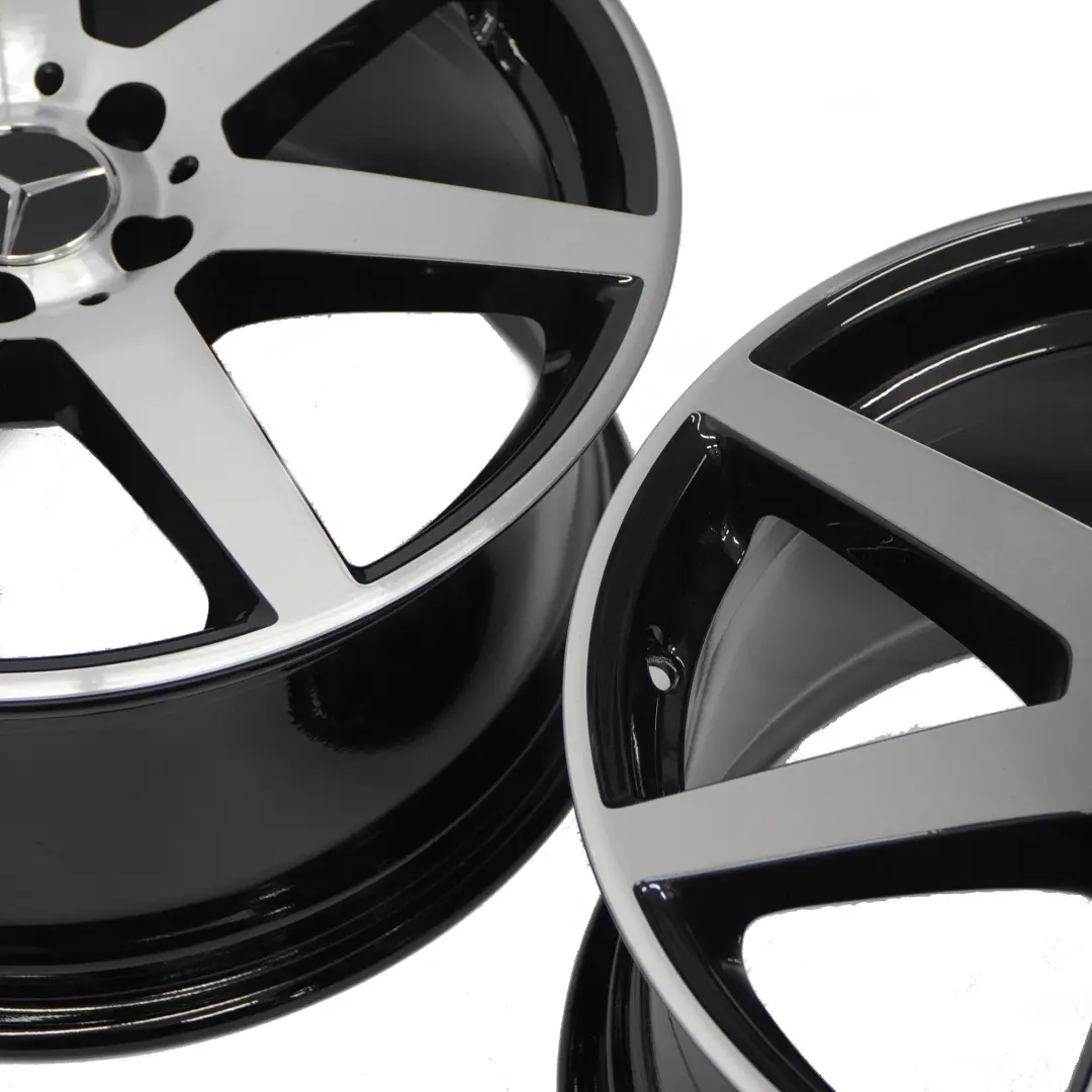 Complete Set 4x Alloy Wheel Rim 18" AMG 7 Spoke Mercedes W204 - SKU A2044019802/A2044019902 - Part number A2044019802/A2044019902