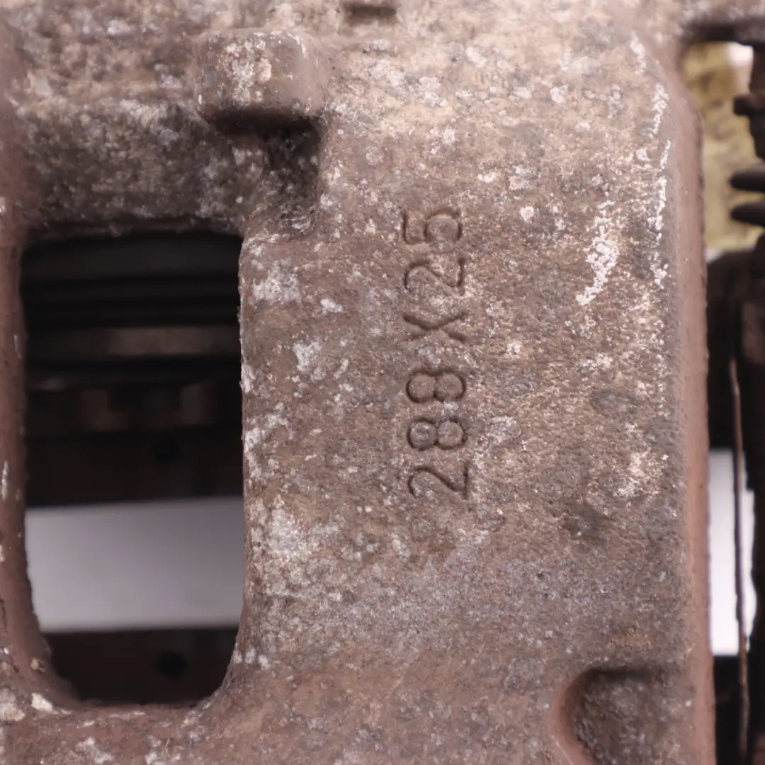 Bremssattel Vorne Links Radbremse TRW 288X25 für Mercedes W204 mit Teilenummer A2044212181 Mercedes W204 Bremssattel Vorne Links Radbremse TRW 288X25 - SKU A2044212181 - Teilenummer A2044212181