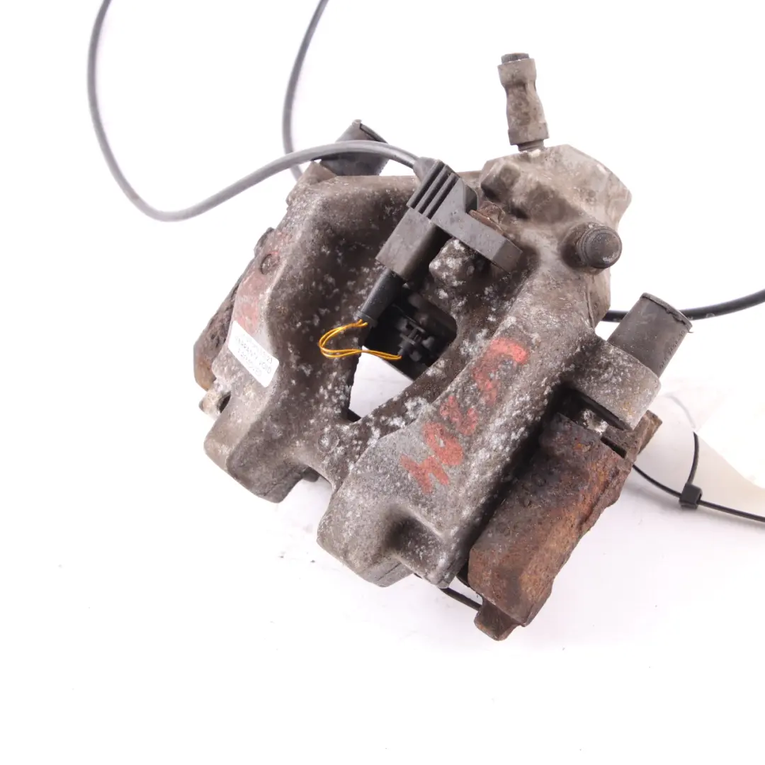 Pinza freno posteriore destra Unità freno ruota per Mercedes W204 con numero di parte A2044231881 Mercedes W204 Pinza freno posteriore destra Unità freno ruota - SKU A2044231881 - Numero di parte A2044231881