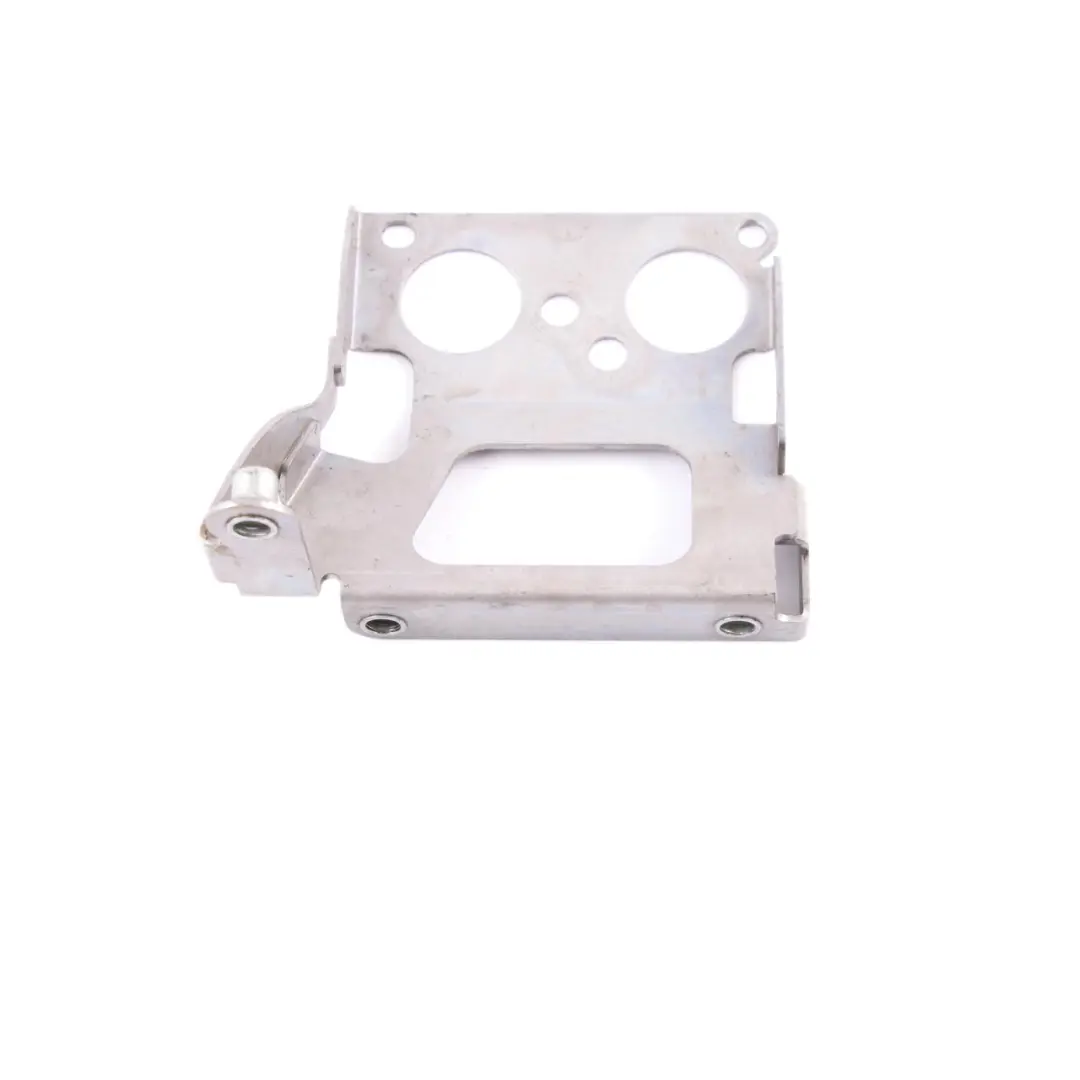 ABS Brake Pump Mount Bracket Holder Plate C63 AMG to Mercedes W204 with Part number A2044310540 Mercedes W204 ABS Brake Pump Mount Bracket Holder Plate C63 AMG - SKU A2044310540 - Part number A2044310540