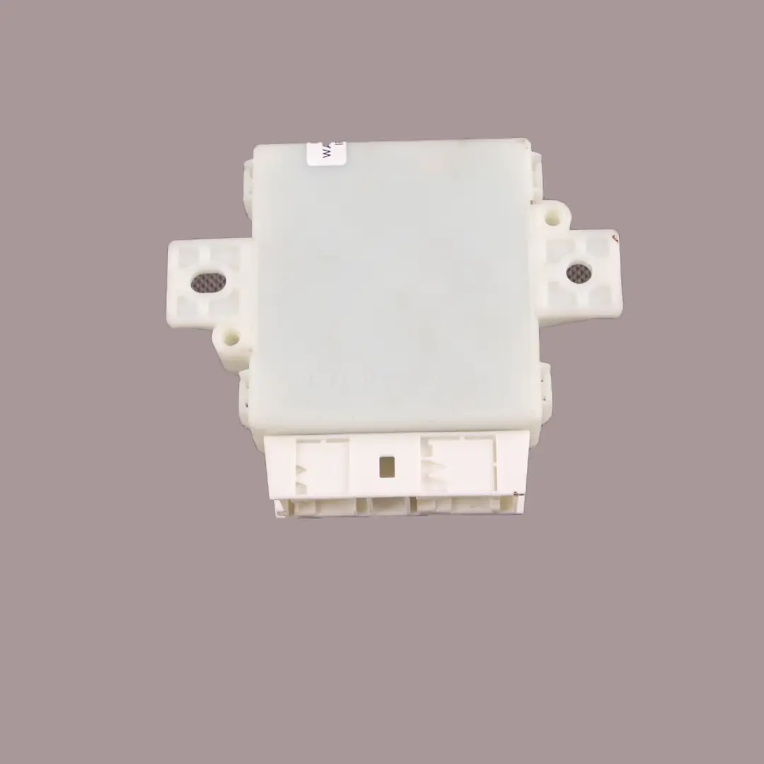 Modulo Parktronic Mercedes W204 PDC Sensori di parcheggio controllo per con numero di parte A2044401001 Modulo Parktronic Mercedes W204 PDC Sensori di parcheggio controllo - SKU A2044401001 - Numero di parte A2044401001