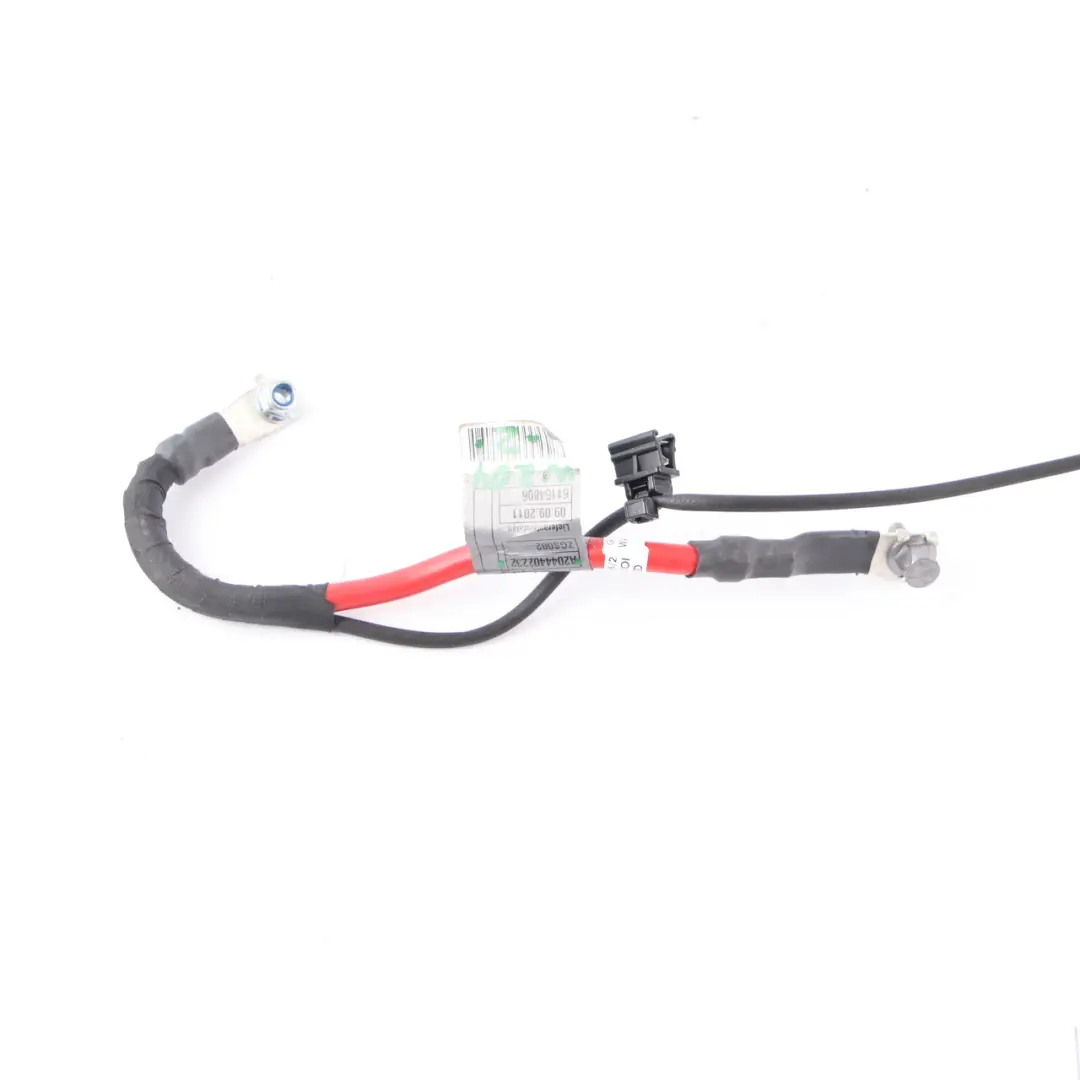 Mercedes W204 W207 Câble de Batterie Positif Faisceau Câblage Loom - SKU A2044402232 - Numéro de pièce A2044402232