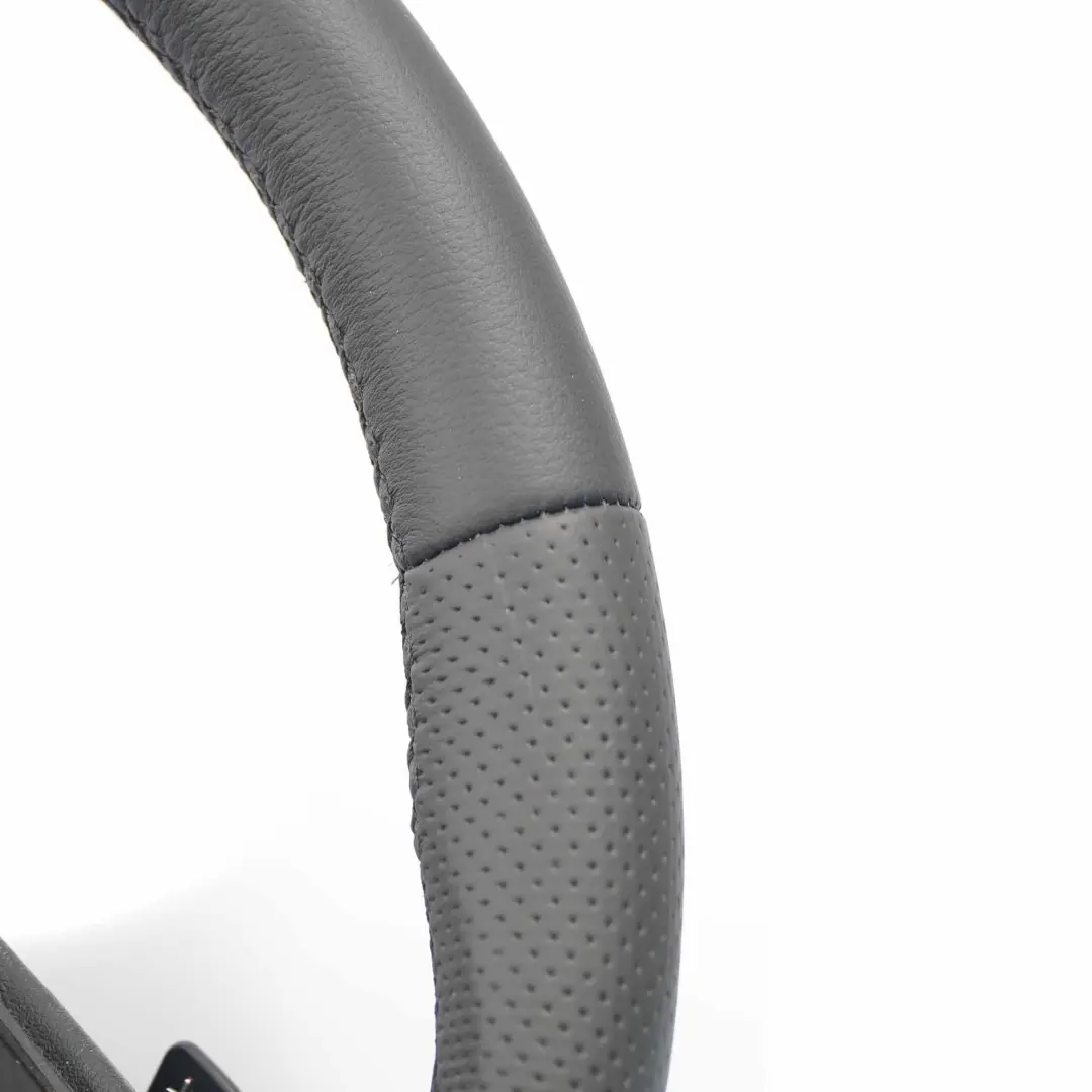 NUEVO Volante deportivo de cuero negro Paddle Shift Negro Hilos para Mercedes W204 con número de pieza A2044603303 Mercedes W204 NUEVO Volante deportivo de cuero negro Paddle Shift Negro Hilos - SKU A2044603303-1 - Número de pieza A2044603303