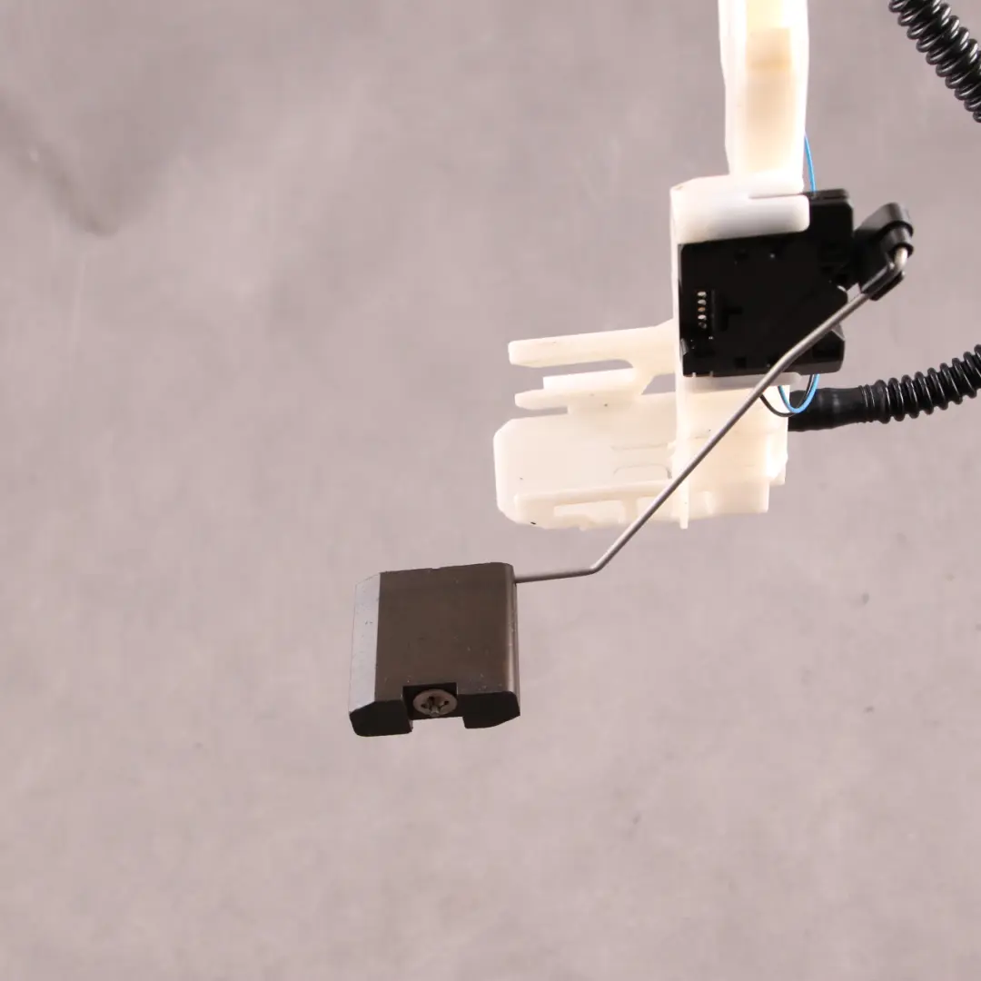 Pump Mercedes W204 C207 Diesel Sender Control Unit Module to Fuel with Part number A2044700694 Fuel Pump Mercedes W204 C207 Diesel Sender Control Unit Module - SKU A2044700694-1 - Part number A2044700694