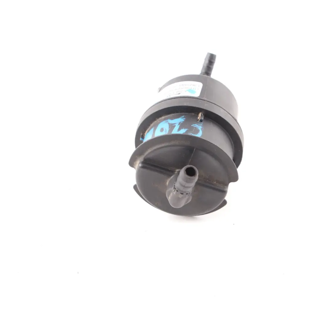 C63 AMG Absorbedor Vapor Combustible Contenedor para Mercedes W204 con número de pieza A2044701016 Mercedes W204 C63 AMG Absorbedor Vapor Combustible Contenedor - SKU A2044701016 - Número de pieza A2044701016