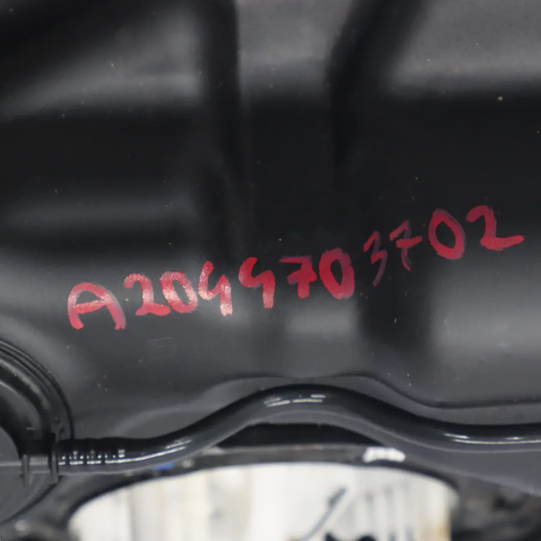Mercedes W204 Serbatoio carburante benzina completo Contenitore 66L A2044701201 - SKU A2044703702 - Numero di parte A2044703702