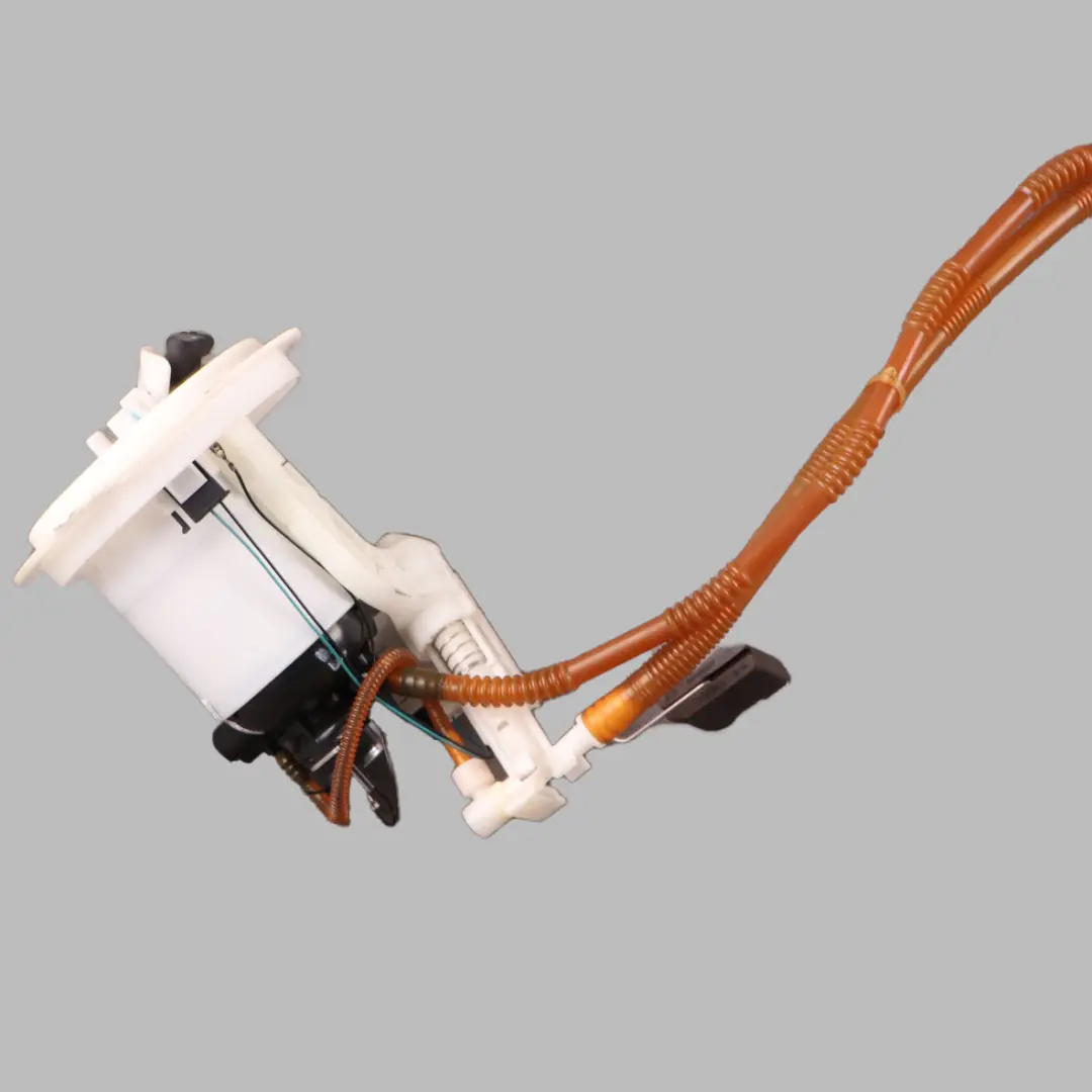 M271 Petrol Fuel Pump Sender Delivery Unit Module A2044700494 to Mercedes W204 W212 with Part number A2044704494 Mercedes W204 W212 M271 Petrol Fuel Pump Sender Delivery Unit Module A2044700494 - SKU A2044704494 - Part number A2044704494
