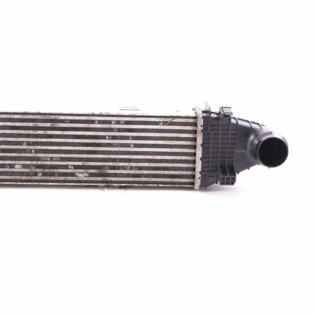 Chłodnica Powietrza Intercooler do Mercedes W204 W212 o numerze A2045000100 Mercedes W204 W212 Chłodnica Powietrza Intercooler - SKU A2045000100 - Numer Części A2045000100