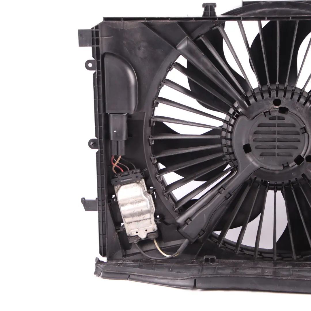  Ventilateur Mercedes W204 W212 Radiateur Moteur Carénage - SKU A2045000393-1 - Numéro de pièce A2045000393