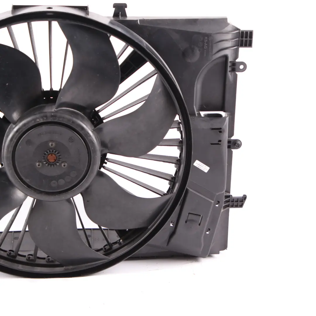  Ventilador Mercedes W204 W212 Radiador Motor Carenado - SKU A2045000393-1 - Número de pieza A2045000393