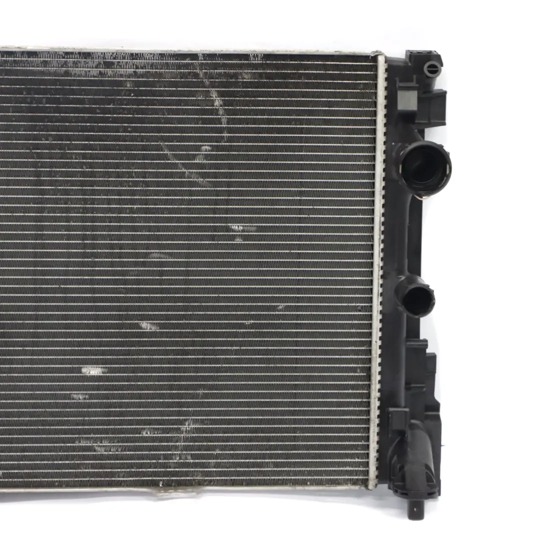 OM646 Motor Diesel Radiador Refrigerante Radiador para Mercedes W204 con número de pieza A2045002203 Mercedes W204 OM646 Motor Diesel Radiador Refrigerante Radiador - SKU A2045002203 - Número de pieza A2045002203