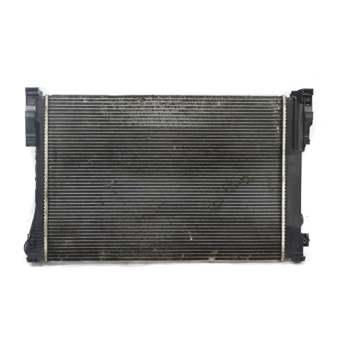 Mercedes W204 OM646 Motore diesel Radiatore liquido raffreddamento - SKU A2045002203 - Numero di parte A2045002203