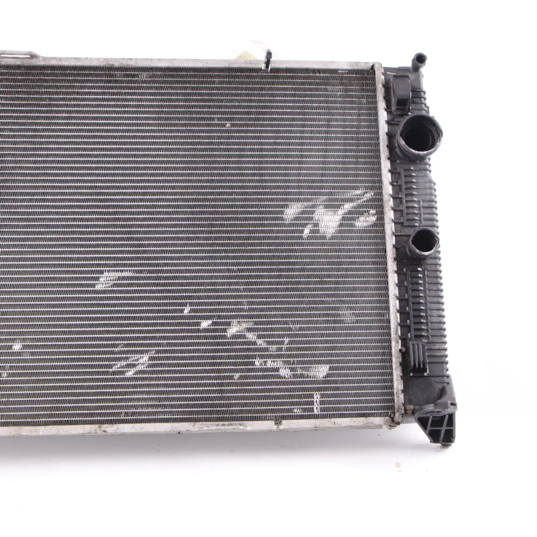 Mercedes W204 W207 C218 Radiateur de refroidissement moteur - SKU A2045003703 - Numéro de pièce A2045003703