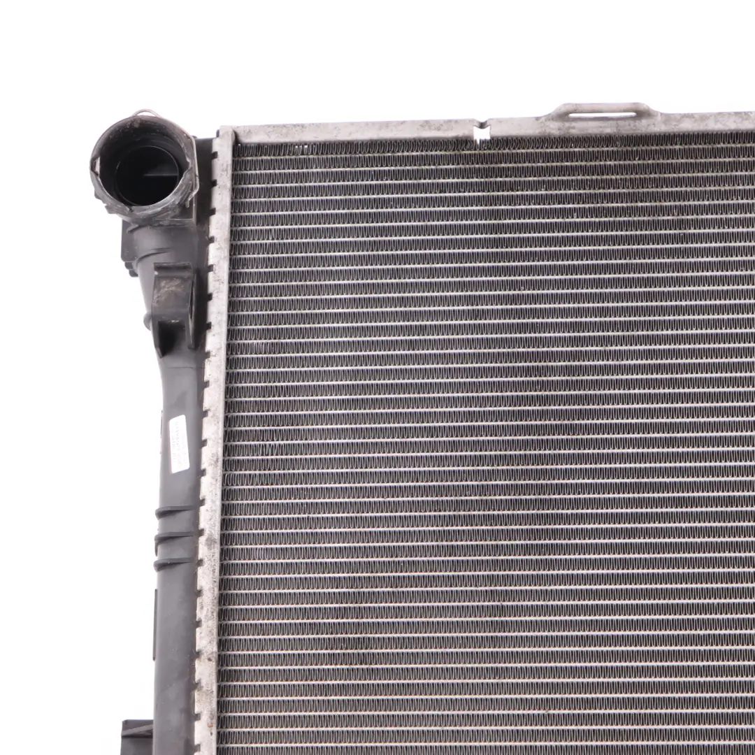 Mercedes W204 W207 C218 Radiateur de refroidissement moteur - SKU A2045003703 - Numéro de pièce A2045003703