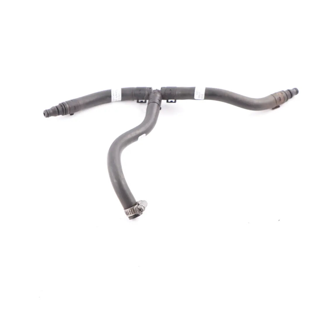 Mercedes W204 OM642 Manguera Refrigerante Depósito Expansión - SKU A2045010325 - Número de pieza A2045010325