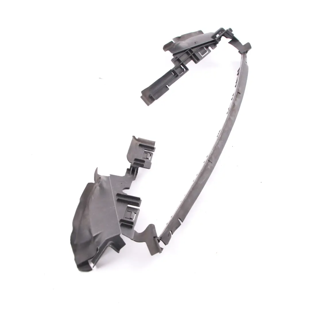 Condotto d'aria Radiatore Canale di aspirazione Copertura Staffa per Mercedes W204 con numero di parte A2045050530 Mercedes W204 Condotto d'aria Radiatore Canale di aspirazione Copertura Staffa - SKU A2045050530 - Numero di parte A2045050530