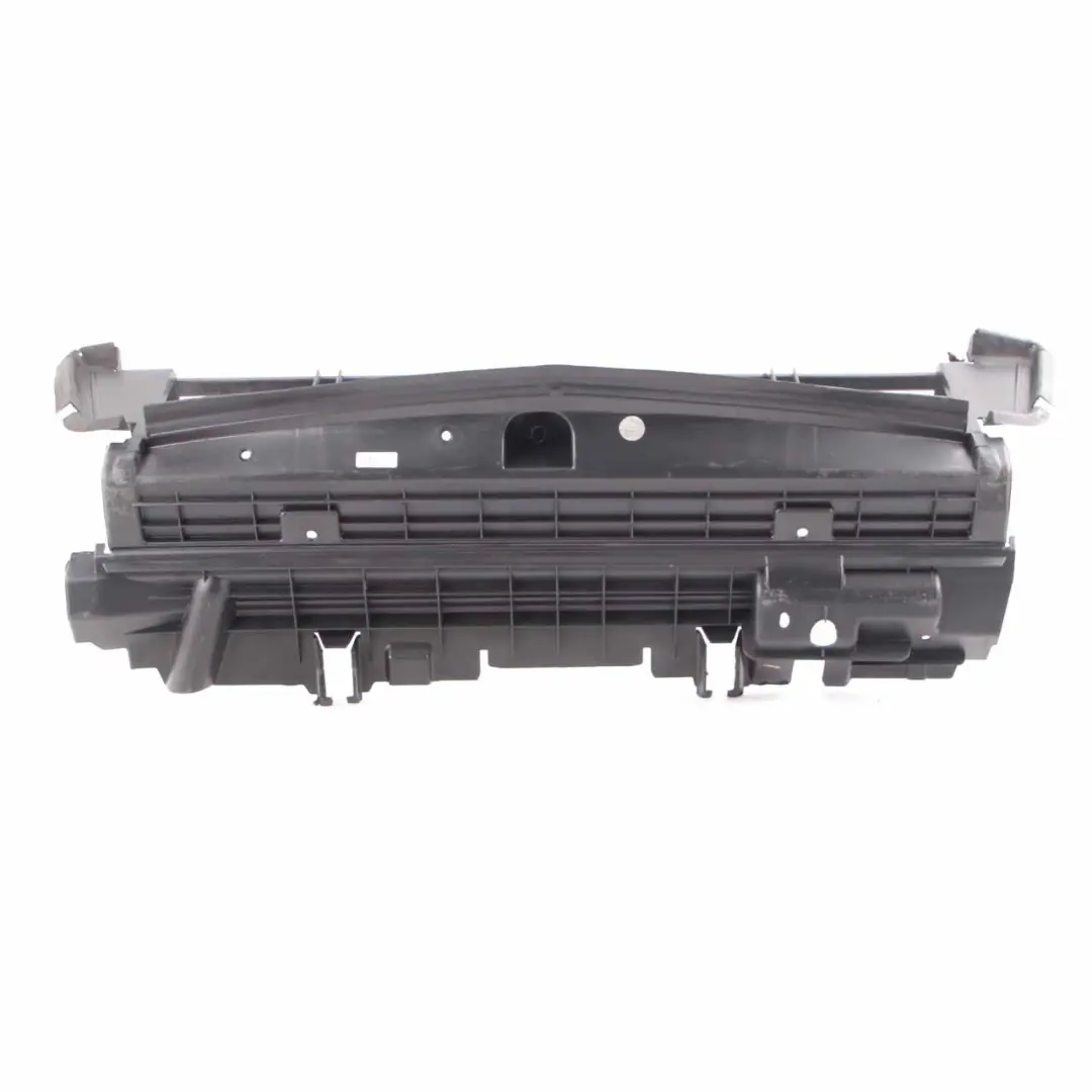 Mercedes W204 Kierownica Wlot Powietrza - SKU A2045053430 - Numer Części A2045053430
