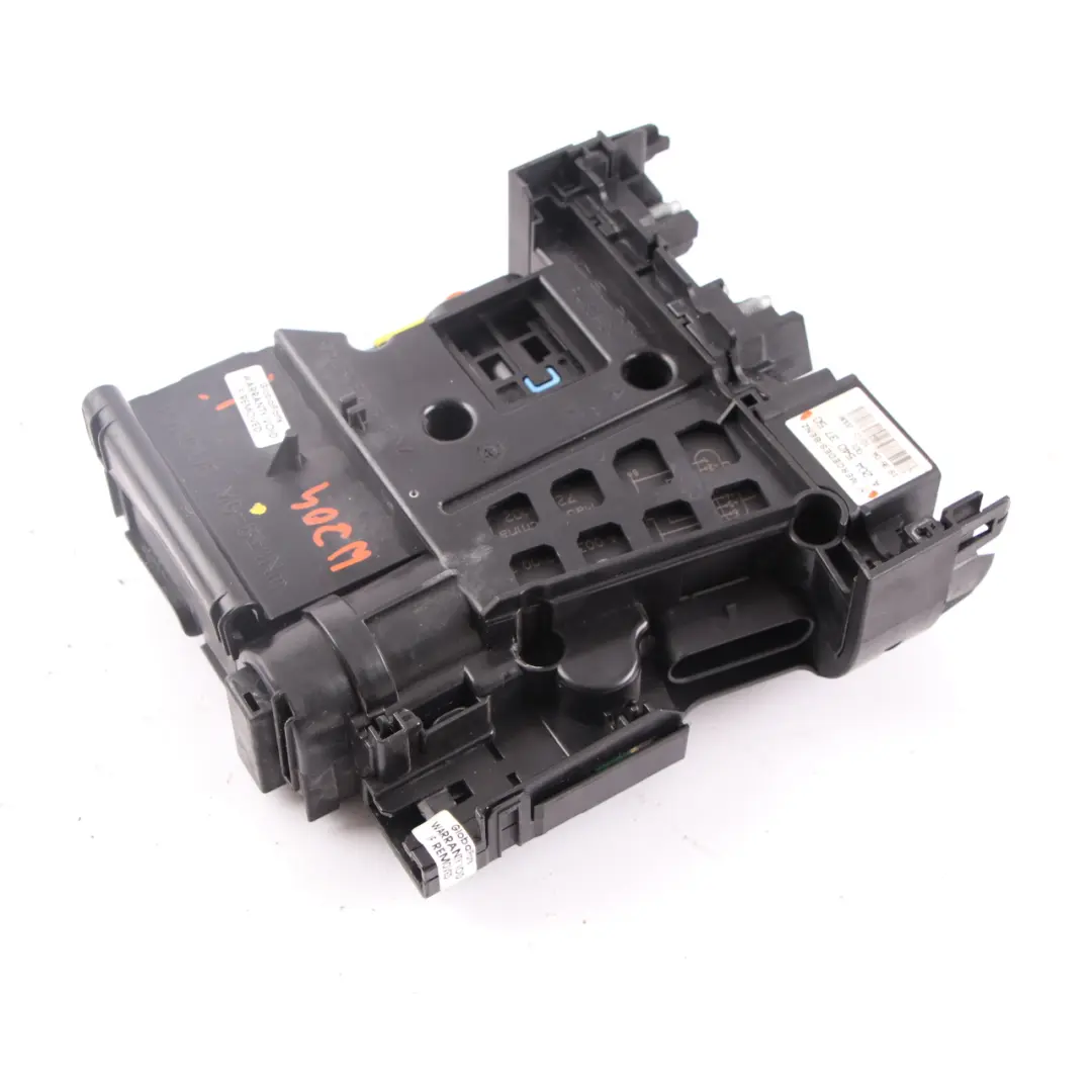 Modulo SAM Unità Controllo Scatola Fusibili per Mercedes W204 con numero di parte A2045403750 Mercedes W204 Modulo SAM Unità Controllo Scatola Fusibili - SKU A2045403750 - Numero di parte A2045403750