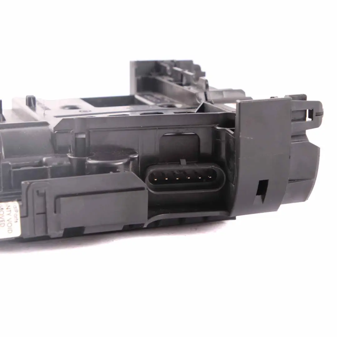 SAM Module Mercedes W204 Control Unit Electrical Fuse Box Unit to with Part number A2045403750 SAM Module Mercedes W204 Control Unit Electrical Fuse Box Unit - SKU A2045403750 - Part number A2045403750