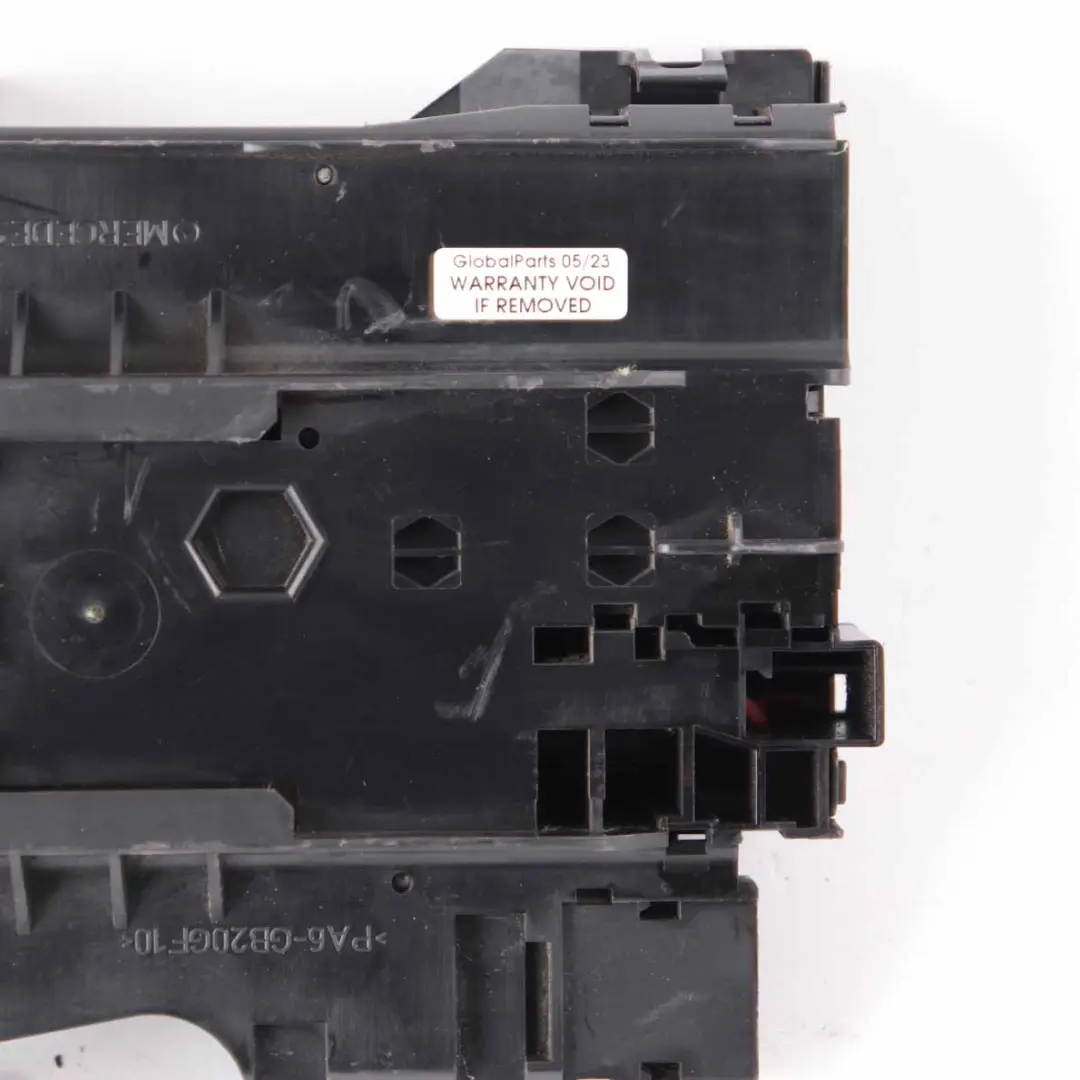 SAM Sicherung Kasten Relais Steuergerät für Mercedes W204 mit Teilenummer A2045403850 Mercedes W204 SAM Sicherung Kasten Relais Steuergerät - SKU A2045403850 - Teilenummer A2045403850