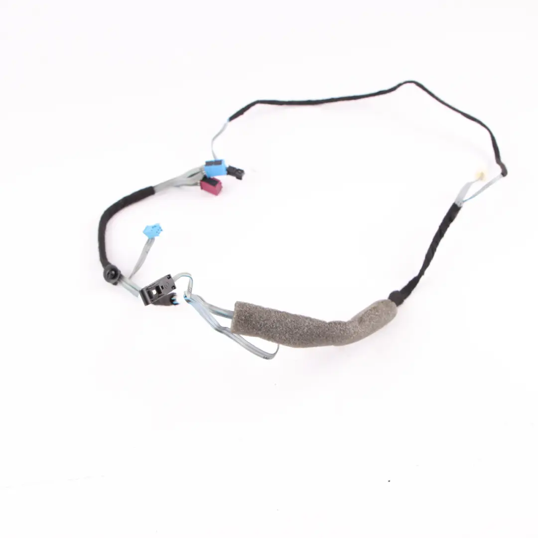 Mercedes W204 Cableado Puerta Delantera Derecha Puerta - SKU A2045409533 - Número de pieza A2045409533