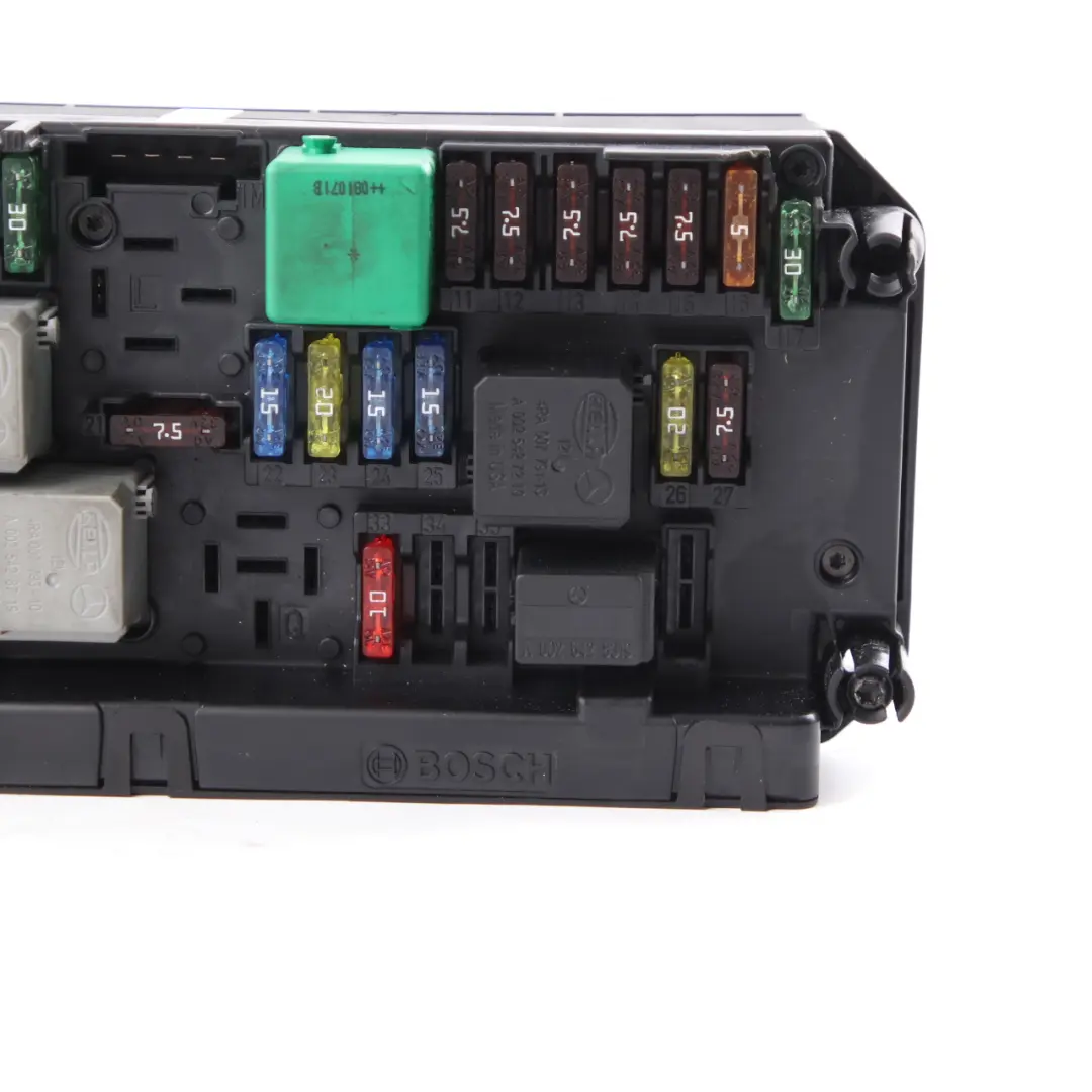 SAM Unité contrôle relais boîte fusibles module pour Mercedes W204 à propos du numéro de pièce A2045450169 Mercedes W204 SAM Unité contrôle relais boîte fusibles module - SKU A2045450169 - Numéro de pièce A2045450169
