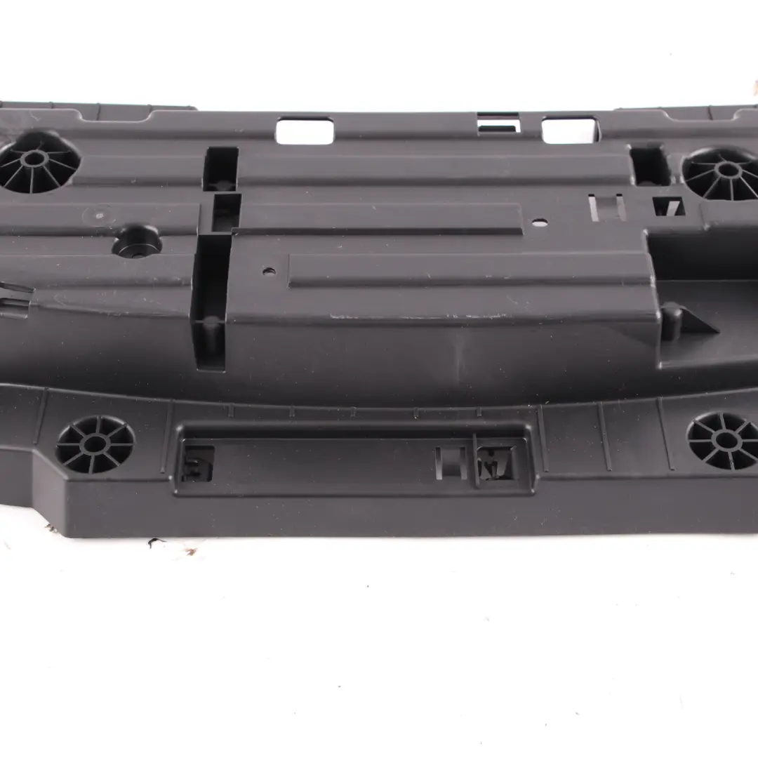 Mercedes W204 Antennensteuergerät Halterung - SKU A2045452647 - Teilenummer A2045452647