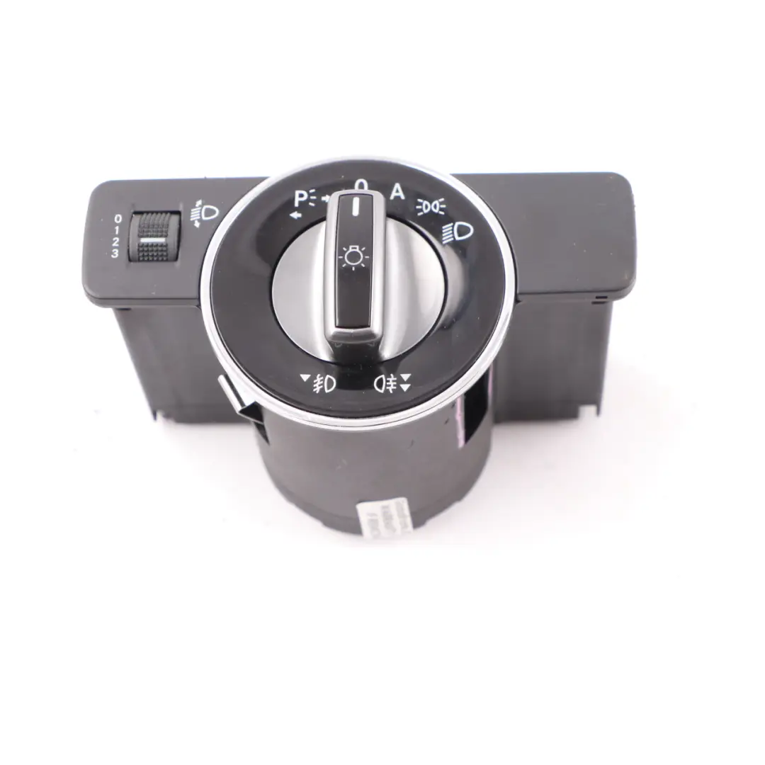 Headlight Light Switch Control Unit Button to Mercedes W204 with Part number A2045453004 Mercedes W204 Headlight Light Switch Control Unit Button - SKU A2045453004 - Part number A2045453004