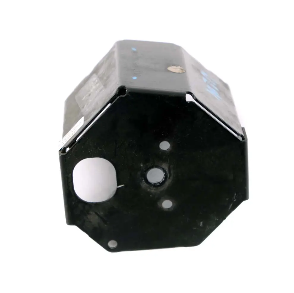 Soporte de montaje de alarma para Mercedes W204 con número de pieza A2045454340 Mercedes W204 Soporte de montaje de alarma - SKU A2045454340 - Número de pieza A2045454340