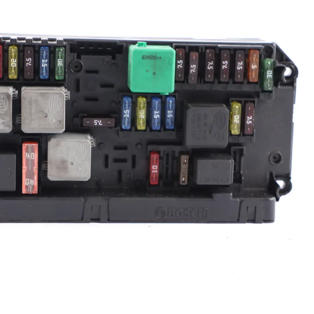 Fuse Box Relay Control Unit Electric Module SAM to Mercedes W204 with Part number A2045455401 Mercedes W204 Fuse Box Relay Control Unit Electric Module SAM - SKU A2045455401 - Part number A2045455401