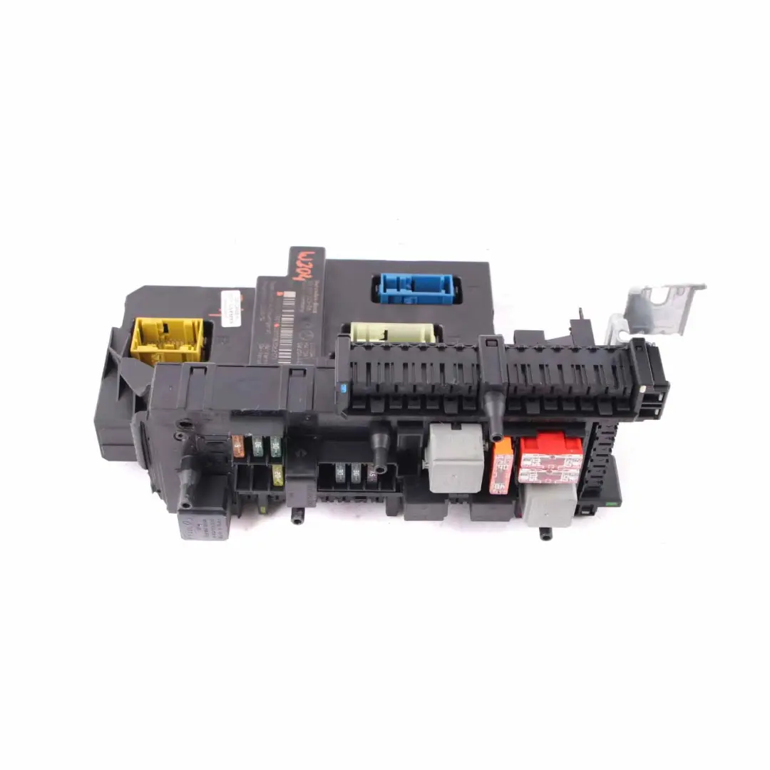 SAM Module Mercedes W204 Control Unit Electrical Fuse Box Unit to with Part number A2045457001 SAM Module Mercedes W204 Control Unit Electrical Fuse Box Unit - SKU A2045457001 - Part number A2045457001