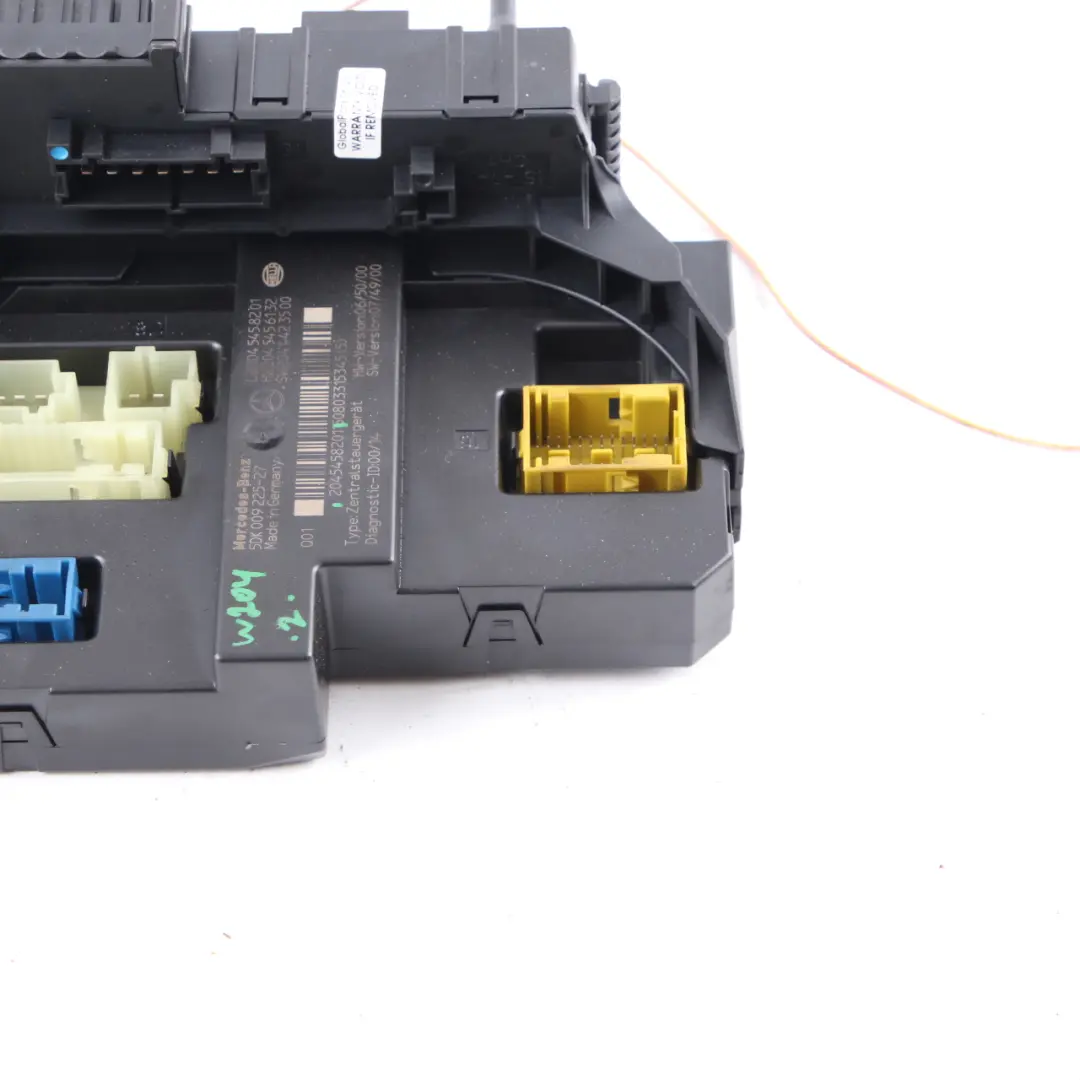 Fuse Box Relay SAM Control Unit Module to Mercedes W204 Rear with Part number A2045458201 Mercedes W204 Rear Fuse Box Relay SAM Control Unit Module - SKU A2045458201 - Part number A2045458201