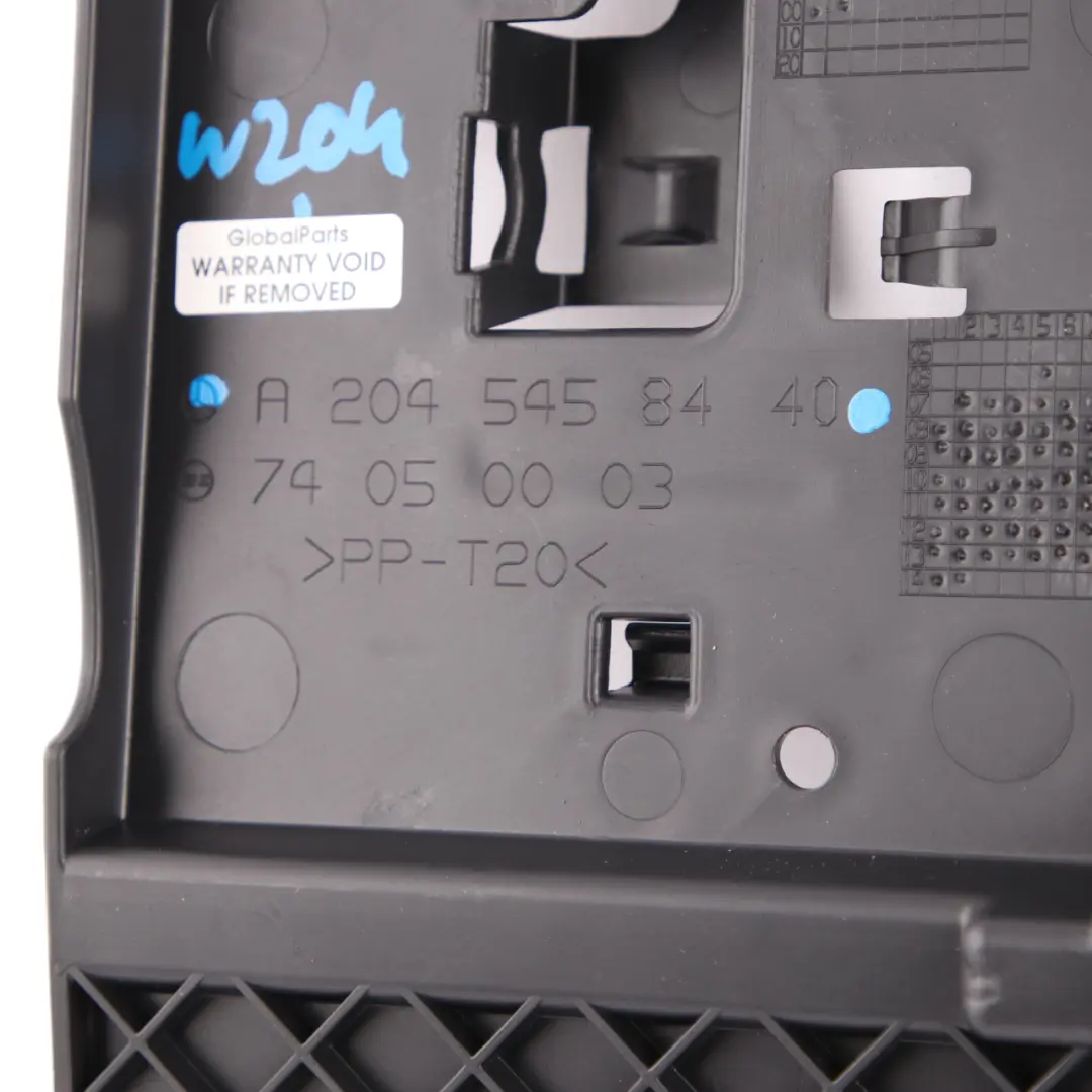 Panel Bagażnika Czarny do Mercedes W204 o numerze A2045458440 Mercedes W204 Panel Bagażnika Czarny - SKU A2045458440 - Numer Części A2045458440