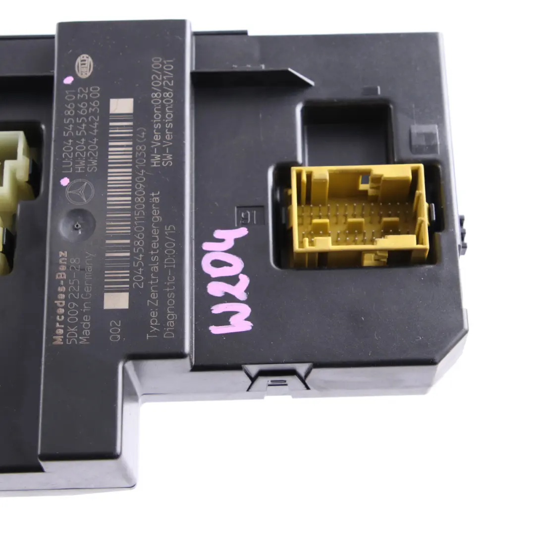 Fuse Box Rear Relay Control Unit Module SAM pour Mercedes W204 à propos du numéro de pièce A2045458601 Mercedes W204 Fuse Box Rear Relay Control Unit Module SAM - SKU A2045458601 - Numéro de pièce A2045458601