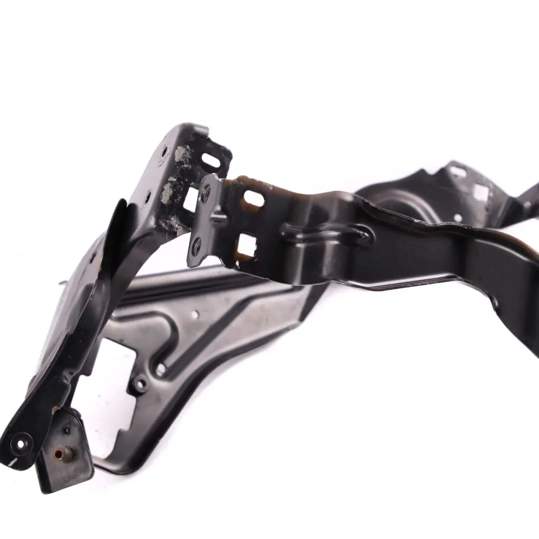 Mercedes W204 Staffa Faro Anteriore Destro Montaggio Supporto - SKU A204620596 - Numero di parte A204620596