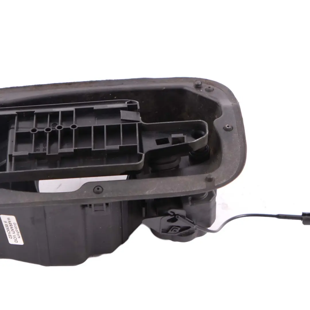 Mercedes C W204 Abdeckung Einfülltopf Klappe - SKU A2046300067 - Teilenummer A2046300067