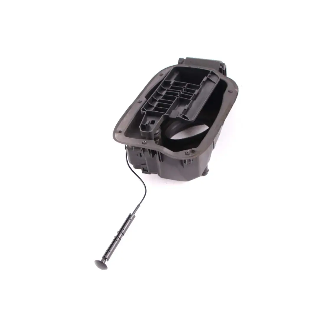 Mercedes C W204 Abdeckung Einfülltopf Klappe - SKU A2046300067 - Teilenummer A2046300067