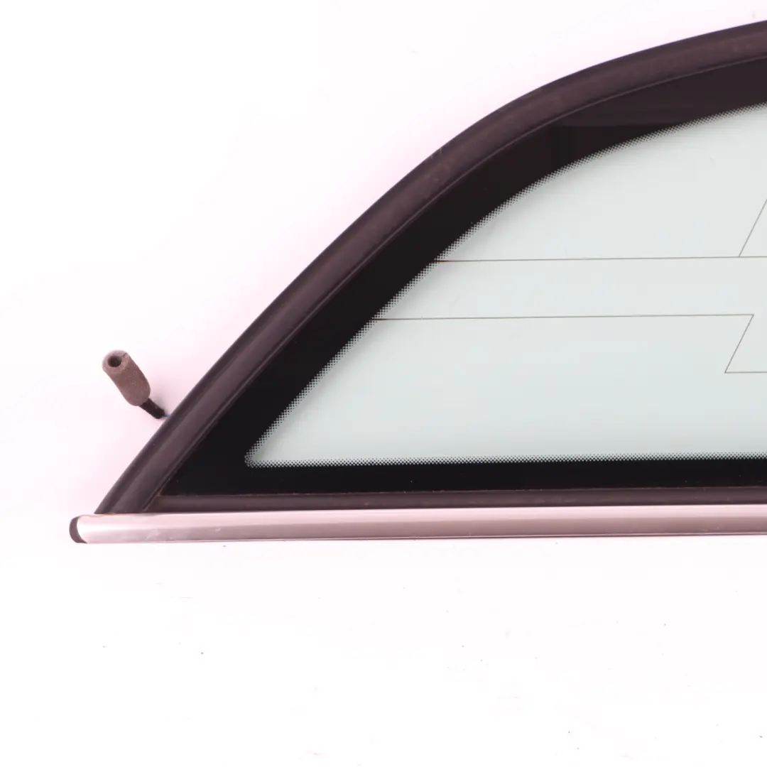 trasera derecha cuarto de la ventana lateral de vidrio verde AS2 para Mercedes W204 con número de pieza A2046730200 Mercedes W204 trasera derecha cuarto de la ventana lateral de vidrio verde AS2 - SKU A2046730200 - Número de pieza A2046730200