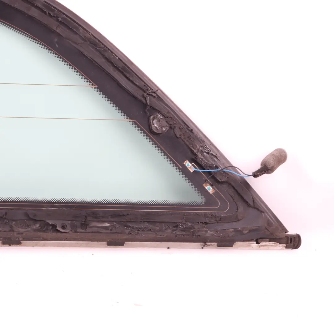 Mercedes W204 Finestra laterale posteriore destra quarto vetro verde AS2 - SKU A2046730200 - Numero di parte A2046730200