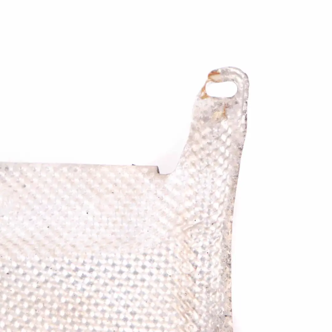 Mercedes W204 Plaque protection thermique échappement arrière gauche - SKU A2046800122 - Numéro de pièce A2046800122