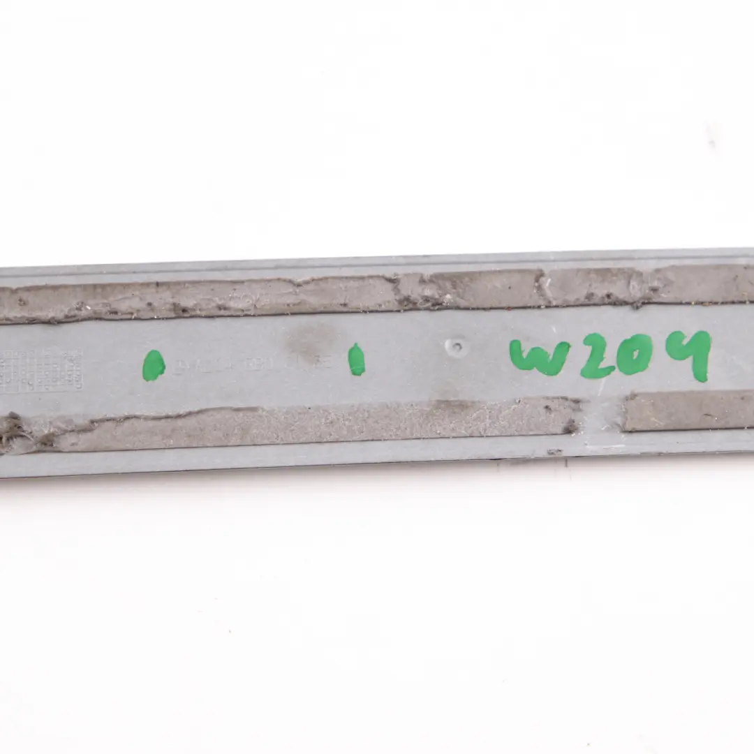  Soglia porta Mercedes W204 S204 Rivestimento anteriore sinistro - SKU A2046800135 - Numero di parte A2046800135